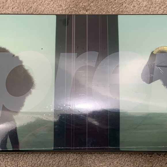 Supreme Damien Hirst Sheep Skateboard Deck SS25 Week 1 - Picture 3 of 7